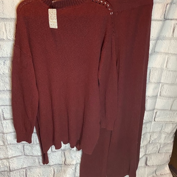 Revolve Free People Harper Pretty Berry Set, NWT - Picture 8 of 15
